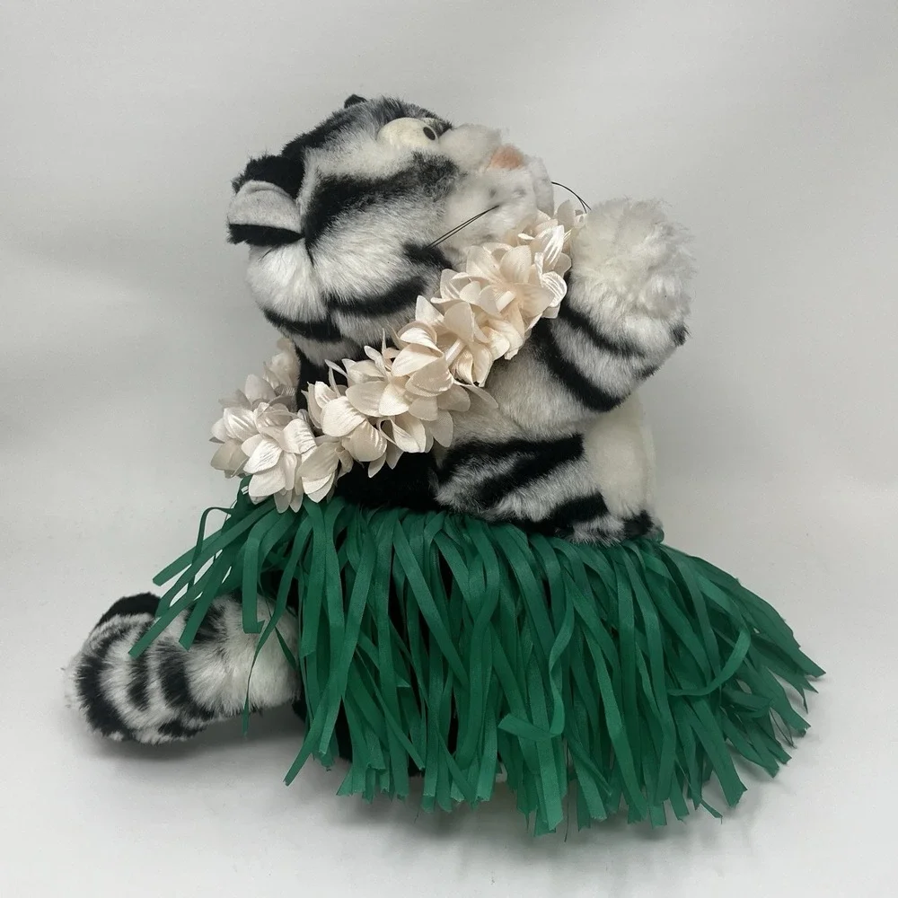 Vtg B Kliban Cartoon Fat Cat In Hawaiian Grass Hula Skirt Lei 1980 Striped Shirt